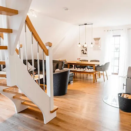 Huxfeld-hof - Woerpe Apartment *